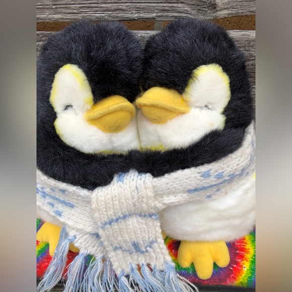 💙Pair of Penguins stuffed animal Plush Winter decor Tux Russ Berrie plushie 🖤 - Picture 3 of 14
